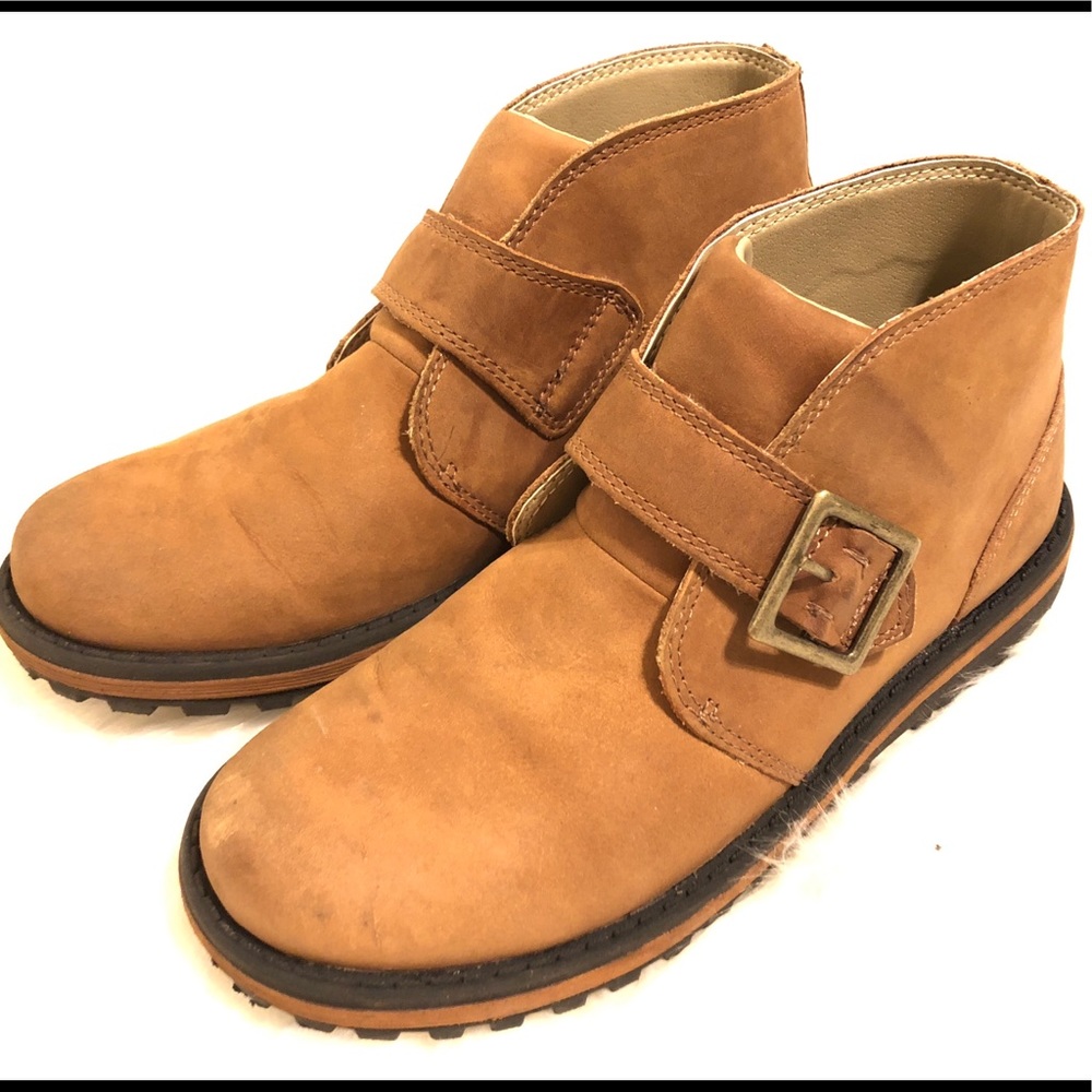Boys Umi leather boots size:2